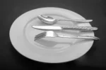 Eagle 8-Piece Standard Dinner Set | Bold Modern Tableware - Image 5